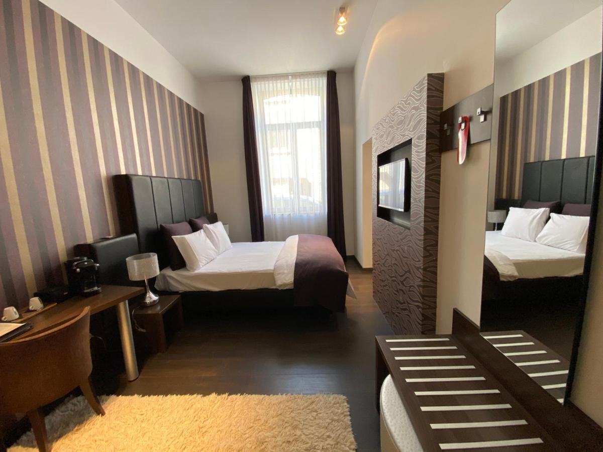 Hotel De Boskar Peer Extérieur photo